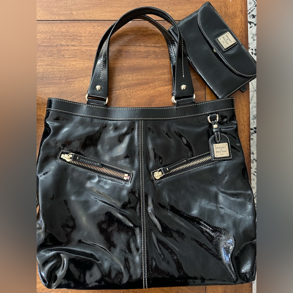 Dooney & Bourne Black Patent Sara Bag Large Size & Wallet